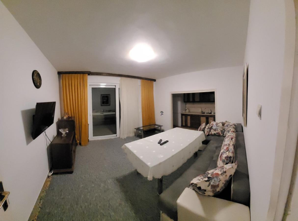 Majka Apartments Kotor Eksteriør billede